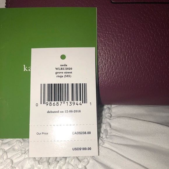 ✦ KATE SPADE WALLET ✦ - Picture 2 of 7